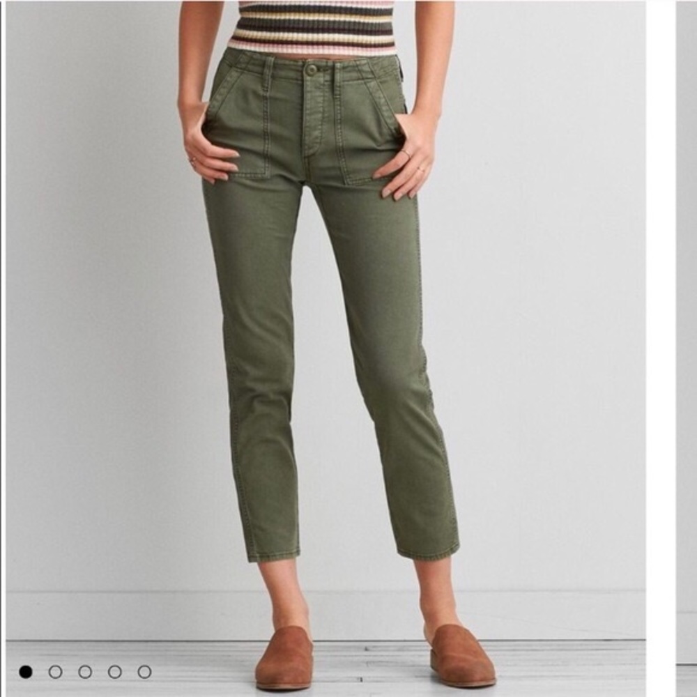 NWOT American Eagle Vintage Hi Rise Chino Pants